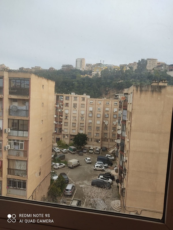 Tizi Ouzou Tizi Ouzou Vente Appart. 3 pices Vend un f3 dans une rsidence  tizi ouzou