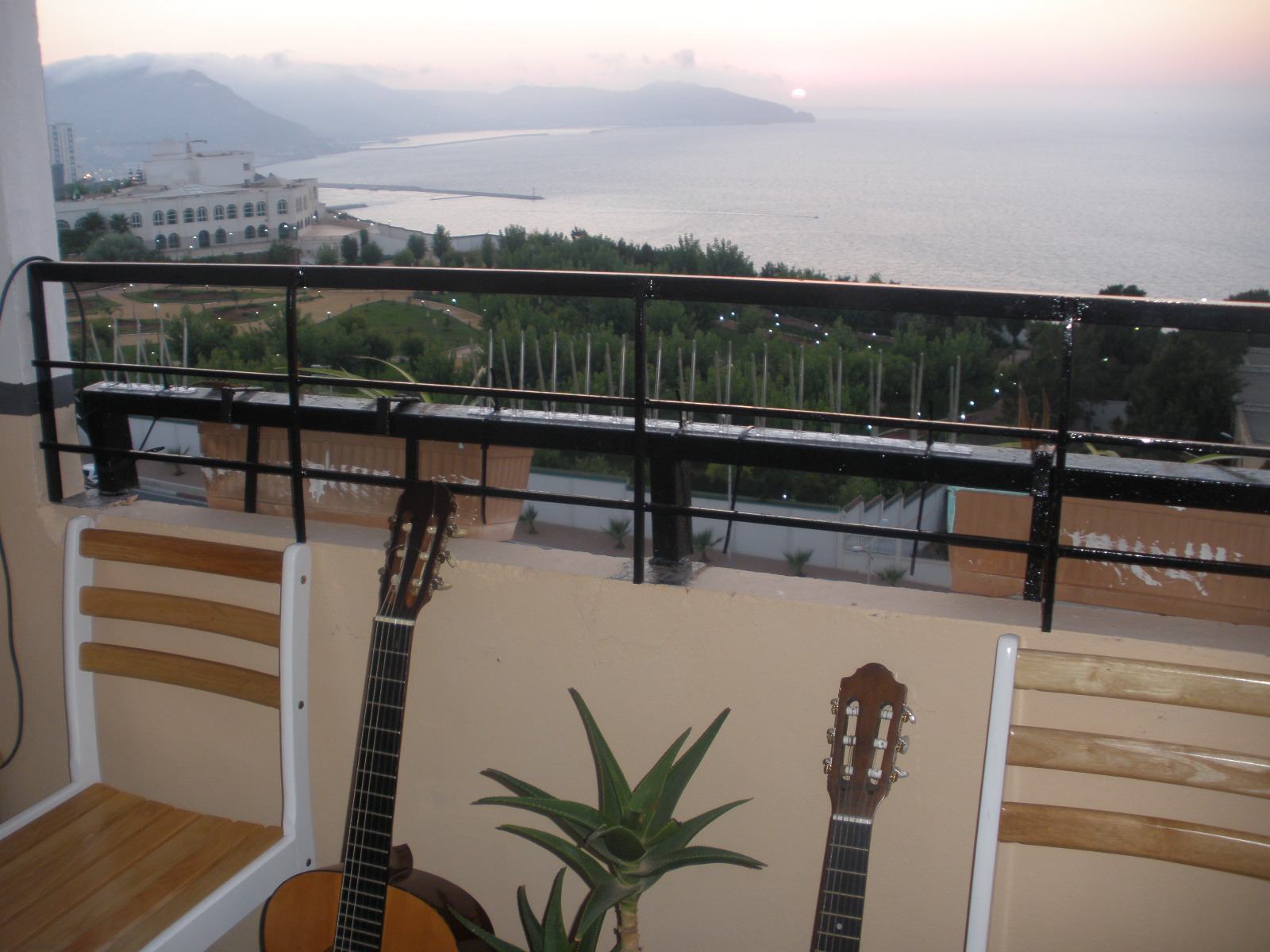 Oran&nbsp;Oran&nbsp;Vente&nbsp;Appart. 3 pi�ces&nbsp;Vends f3 vue sur mer sans vis � vis
